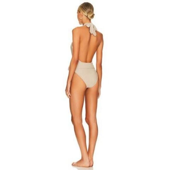 PQ Alex One Piece in Oyster NEW NWT - Picture 3 of 9